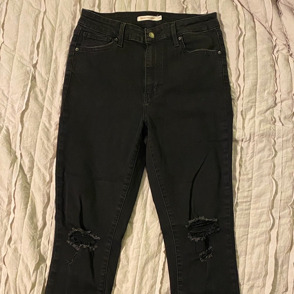 Levi's Black Distressed Skinny Jeans